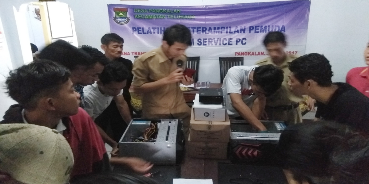 Pelatihan Service PC Bagi Pemuda 2017